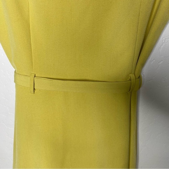 Sharagano Chartreuse Yellow Buttoned Belted Midi Sleeveless Dress Size 4 - Picture 10 of 11